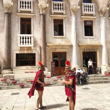 Tihi Val 斯普利特